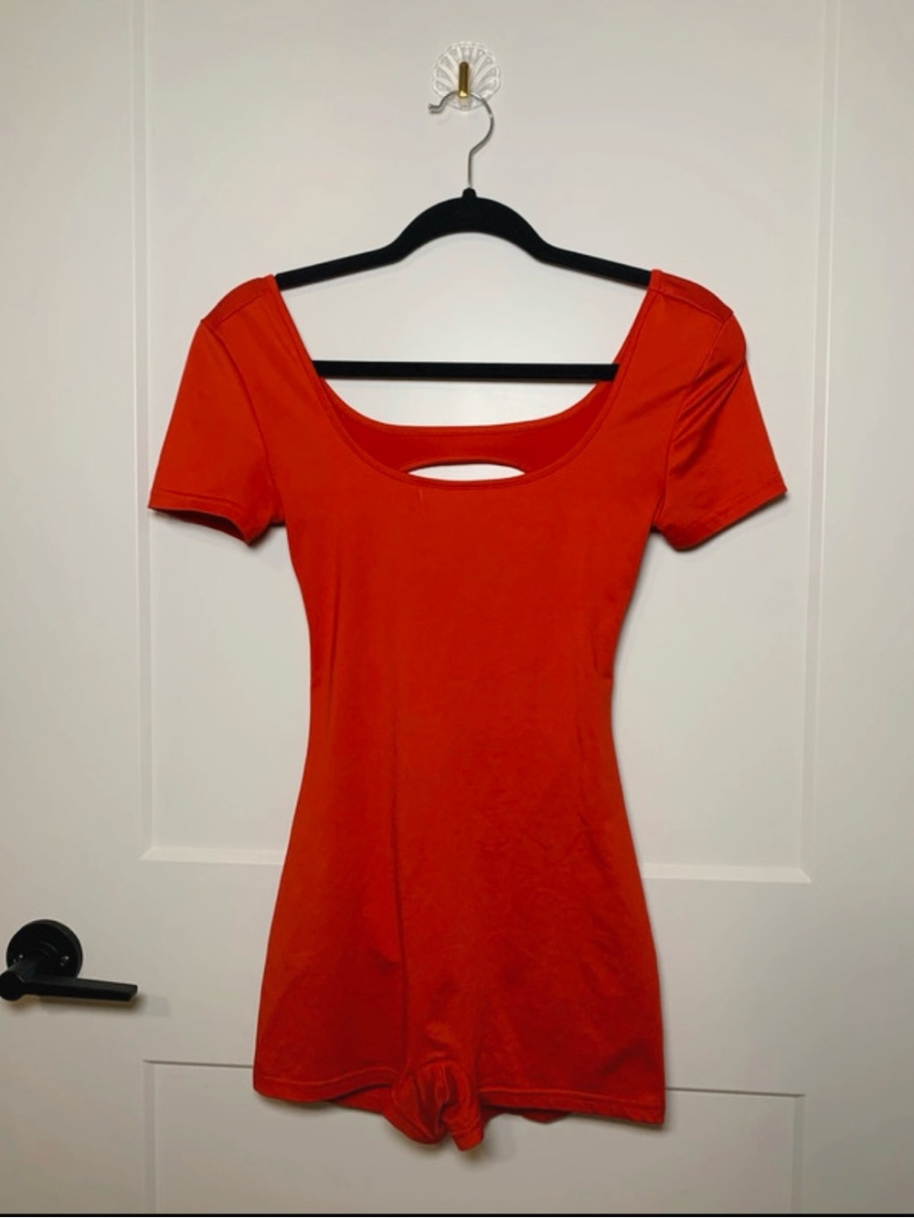 Scoop-Back Red Short Sleeve Women's Bodysuit Gymsuit